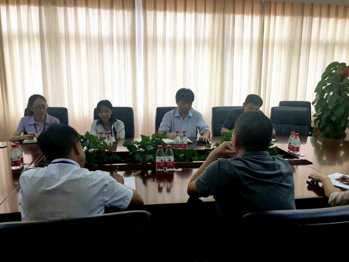 1002座谈会现场。李梅凤摄.jpg