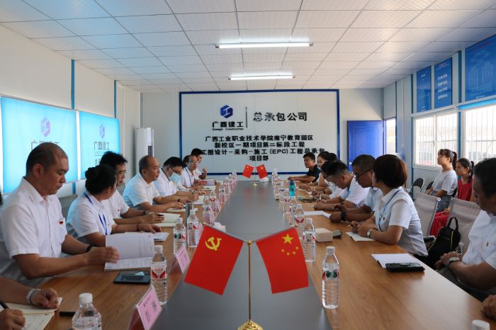 党课现场；畦磋 摄.jpg
