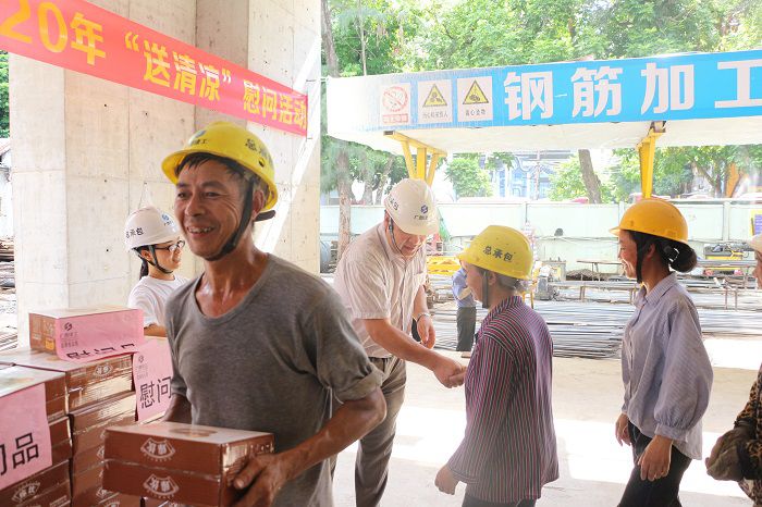 区工业设计院住宅项目送清冷。张钊林 摄.JPG