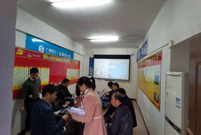 1银川交警住宅项目查抄资料。林磊 摄.jpg