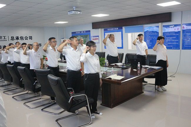 沉温入党誓词。张钊林 摄（建图）.jpg