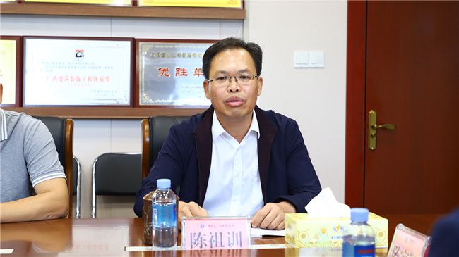 陈祖训作表态讲话。谭龙 摄（建图）.jpg