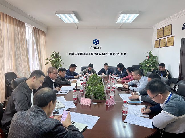 调研会现场。卢丽君 摄（建图）.jpg