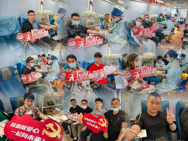 献血现场。郭奎君 摄（建图）.jpg