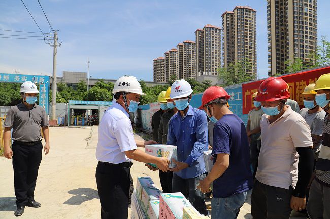 活动现场。杨钰 摄（建图）.jpg