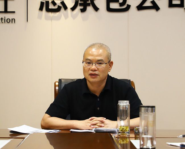 邓少新讲话（原00000图0）.jpg
