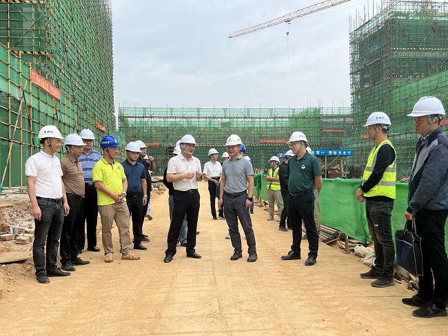 查抄项目现场。廖之锭 摄（建图）.jpg