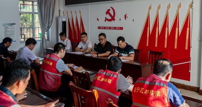 座谈会现场。郭奎君摄（建图）.jpg