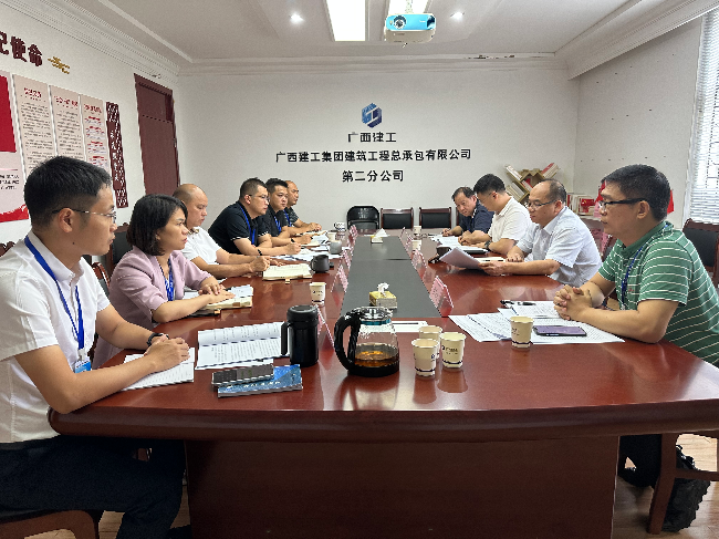 调研会现场。王莹摄（建图）.png